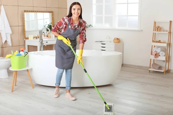 Bathroom Cleaning Services in LA, CA