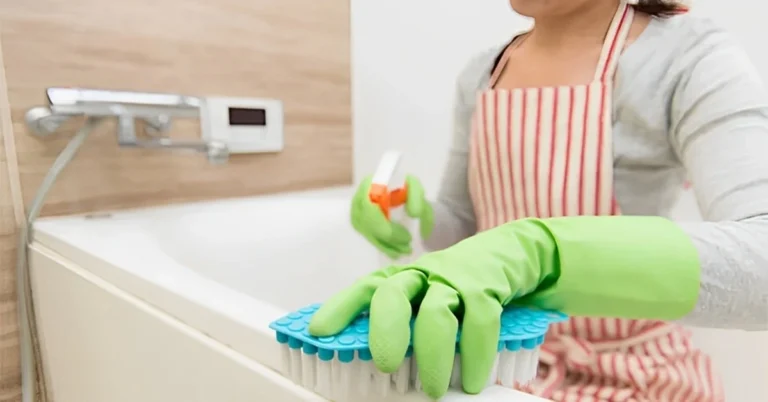 10 Simple Steps to a Sparkling Clean Bathroom, Sophia Home Cleaning